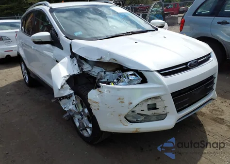 2016 Ford Escape Titanium from USA, damaged, VIN 1FMCU9J95GUC31798